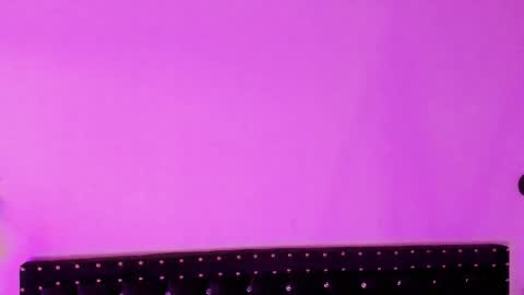 Snapshot of ghosty_doll chatting on October 1, 8:04 pm Allison online show from October 1, 8:04 pm