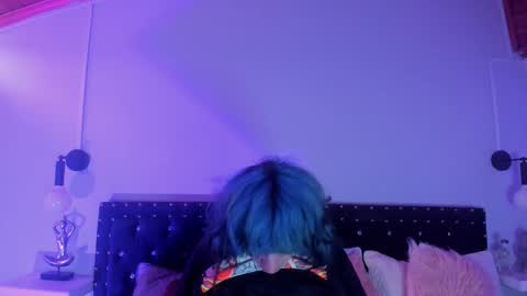 Snapshot of ghosty_doll chatting on October 2, 6:04 pm Allison online show from October 2, 6:04 pm