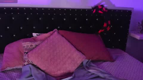 Snapshot of ghosty_doll chatting on October 28, 7:16 pm Allison online show from October 28, 7:16 pm