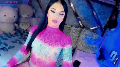 Snapshot of gia21xxx chatting on November 2, 12:24 am Gia Ferrara online show from November 2, 12:24 am