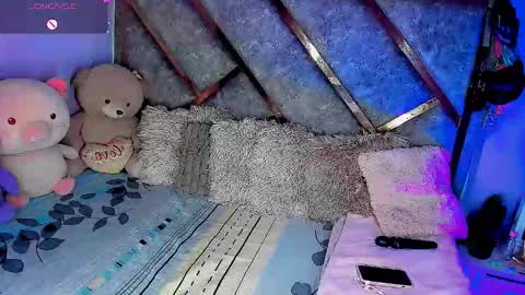 Snapshot of gia21xxx chatting on November 22, 1:15 am Gia Ferrara online show from November 22, 1:15 am