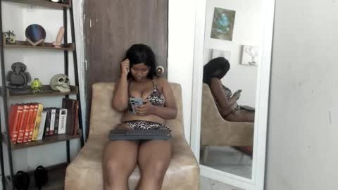 GIA online show from October 25, 6:46 pm