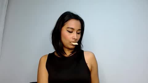 Gia Lee online show from October 13, 3:17 am