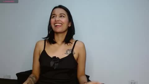 Gia Lee online show from October 18, 4:37 am