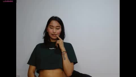 Gia Lee online show from November 7, 2:55 am