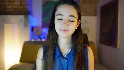 Gia Paige18 online show from December 19, 8:13 am