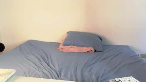 Snapshot of giablue20 chatting on September 8, 10:53 pm Gianella online show from September 8, 10:53 pm