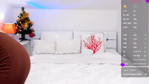 Gia online show from December 24, 7:55 pm