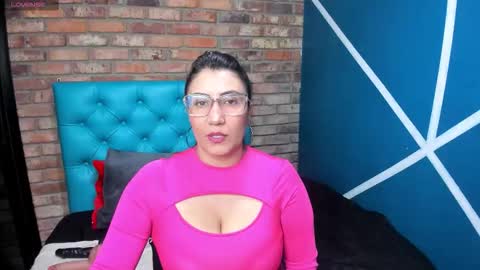 G I A  FOX online show from October 8, 2:47 pm