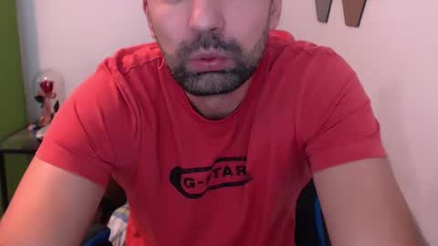 Snapshot of gianni_lion chatting on December 6, 3:22 pm Gianni online show from December 6, 3:22 pm