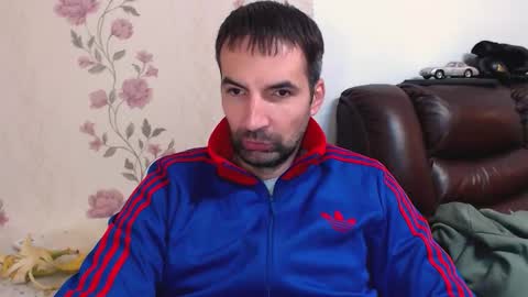 Snapshot of gianni_lion chatting on November 16, 1:17 pm Gianni online show from November 16, 1:17 pm