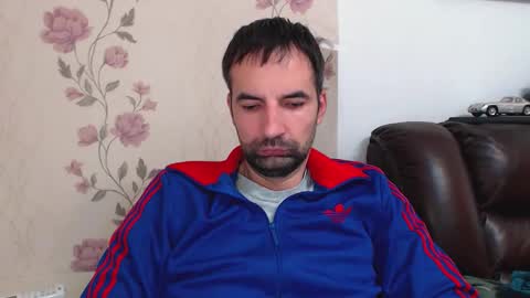 Snapshot of gianni_lion chatting on November 17, 9:48 am Gianni online show from November 17, 9:48 am