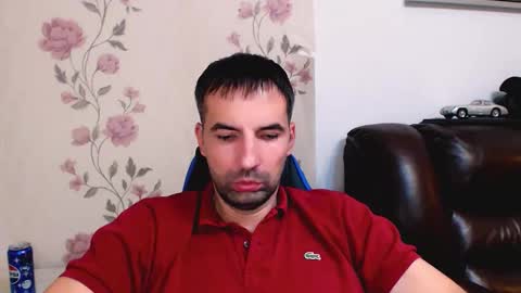 Snapshot of gianni_lion chatting on November 25, 4:51 pm Gianni online show from November 25, 4:51 pm