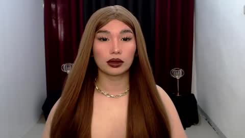 Snapshot of giaxxx01 chatting on January 18, 6:56 am Gia X online show from January 18, 6:56 am