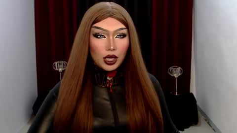 Snapshot of giaxxx01 chatting on January 22, 4:02 am Gia X online show from January 22, 4:02 am