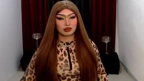 Snapshot of giaxxx01 chatting on February 8, 7:26 am Gia X online show from February 8, 7:26 am