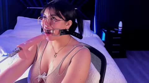 giia online show from March 5, 3:08 am