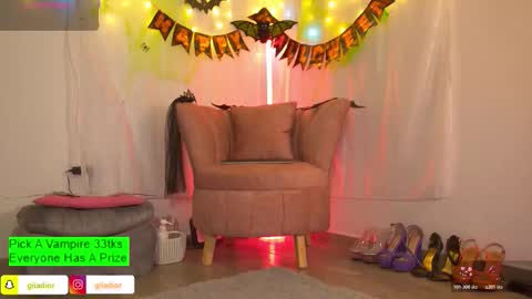 GiiaDior online show from October 29, 12:07 pm