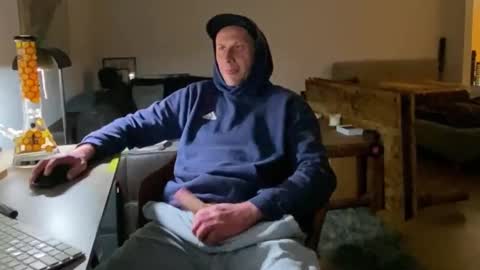 Sebastian online show from February 16, 4:09 am