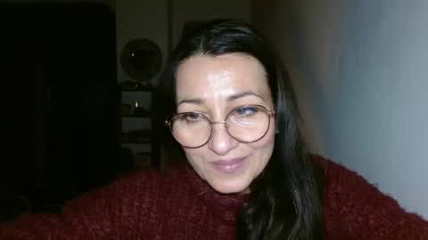 GinaONeon online show from January 6, 7:35 pm