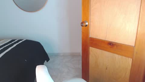 Snapshot of gined_love1 chatting on December 29, 3:33 am - online show from December 29, 3:33 am