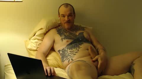 Snapshot of ginger_mcc chatting on November 12, 3:07 am Ginger McC online show from November 12, 3:07 am