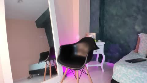 Ginger online show from November 19, 7:14 pm