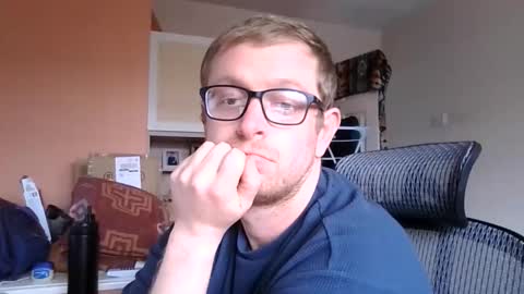 Snapshot of ginwood chatting on October 10, 1:54 pm ginwood online show from October 10, 1:54 pm