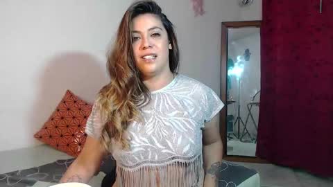 Giorgia online show from December 19, 10:10 pm