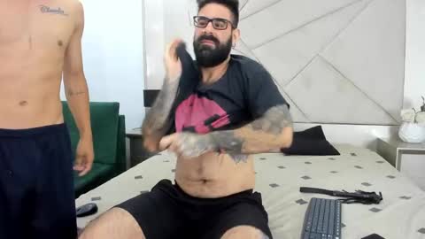 gio_lorenz online show from September 9, 12:37 pm