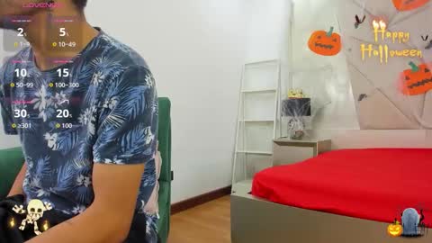 gio_lorenz online show from November 3, 12:39 pm