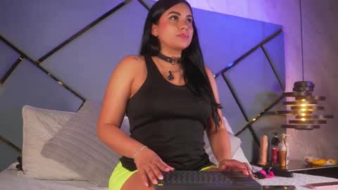 giorgia online show from November 22, 3:27 am