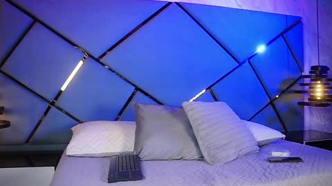 giorgia online show from November 23, 3:06 am