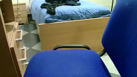 Snapshot of giovet chatting on February 25, 9:35 pm giovet online show from February 25, 9:35 pm