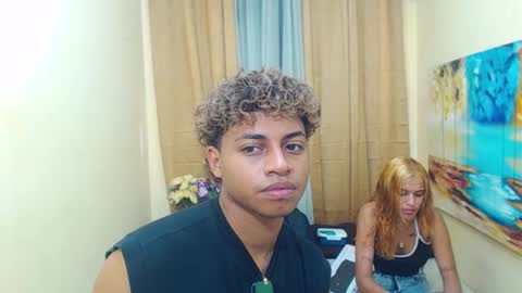 Snapshot of girl_destroy chatting on September 8, 6:29 pm adara y feelipe very hot sexy couple online show from September 8, 6:29 pm