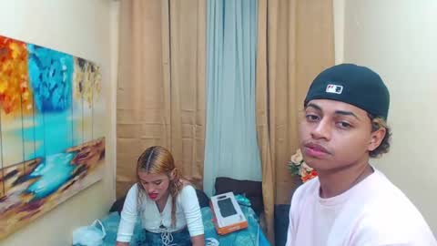 Snapshot of girl_destroy chatting on October 3, 6:27 pm adara y feelipe very hot sexy couple online show from October 3, 6:27 pm