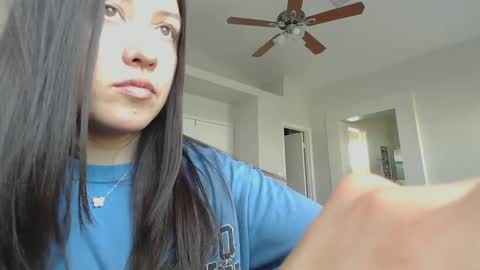 Jasmine online show from December 13, 8:47 pm