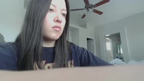 Jasmine online show from March 7, 7:27 pm