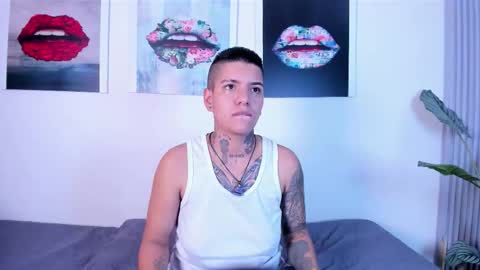 girls_inlove online show from November 14, 11:53 am