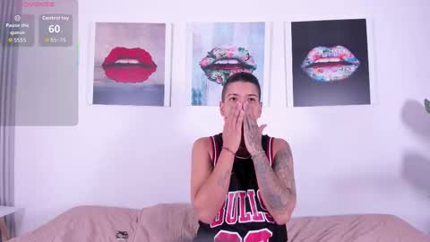 girls_inlove online show from November 18, 11:47 am