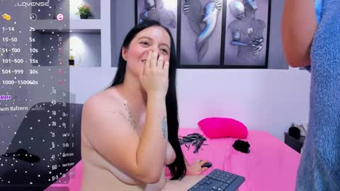 Snapshot of girsl_hot chatting on March 2, 1:15 am Violeta y Samantha online show from March 2, 1:15 am