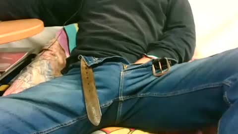 giulio__35 online show from November 15, 6:44 am