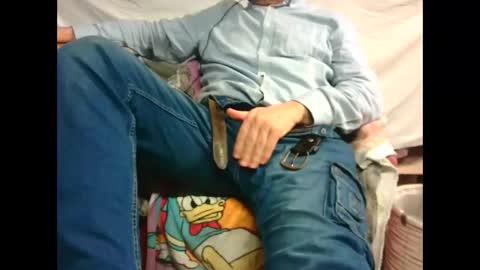 giulio__35 online show from December 19, 6:37 pm