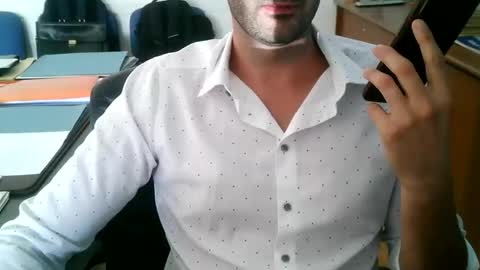 Snapshot of giuseppevai1 chatting on September 15, 1:44 pm giuseppevai1 online show from September 15, 1:44 pm