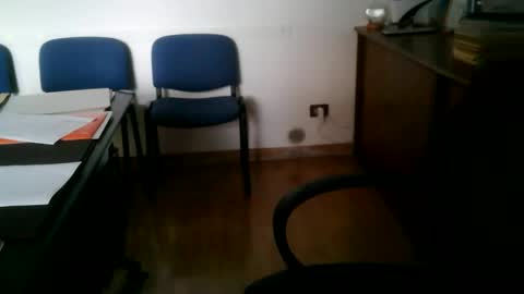 Snapshot of giuseppevai1 chatting on October 3, 9:06 am giuseppevai1 online show from October 3, 9:06 am