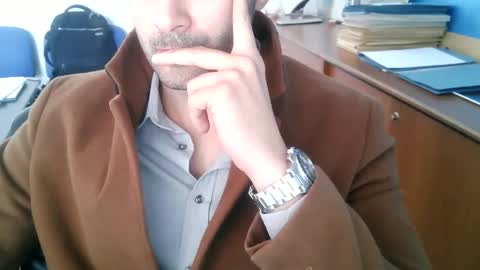 Snapshot of giuseppevai1 chatting on November 3, 10:05 am giuseppevai1 online show from November 3, 10:05 am