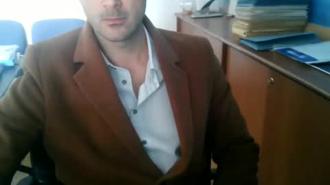 Snapshot of giuseppevai1 chatting on November 24, 11:54 am giuseppevai1 online show from November 24, 11:54 am