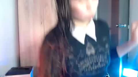 Nice to meet you my name is Heyli  online show from September 23, 7:11 am