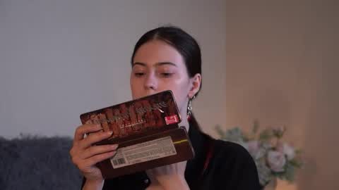 Agness online show from September 25, 11:36 am