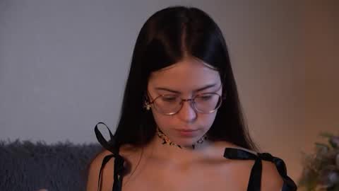 Agness online show from October 25, 11:29 am